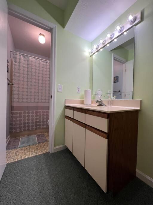 Lovely 2-Bedroom Condo With Pool Myrtle Beach Dış mekan fotoğraf