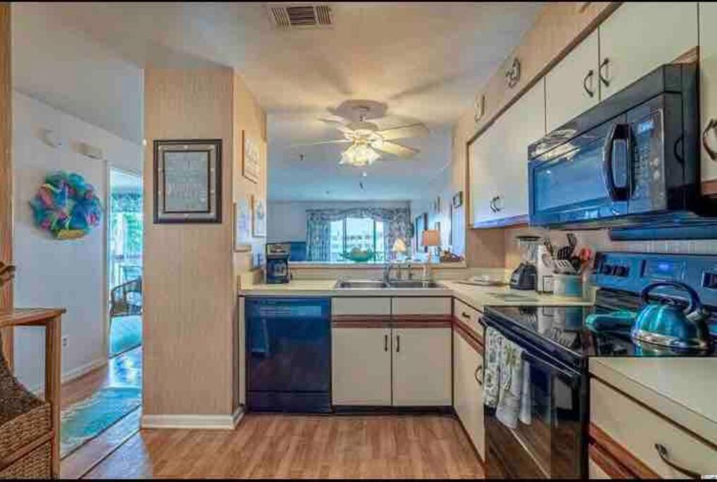 Lovely 2-Bedroom Condo With Pool Myrtle Beach Dış mekan fotoğraf